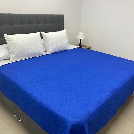 בוגוטה Aparta Hotel Montealegre מראה חיצוני תמונה